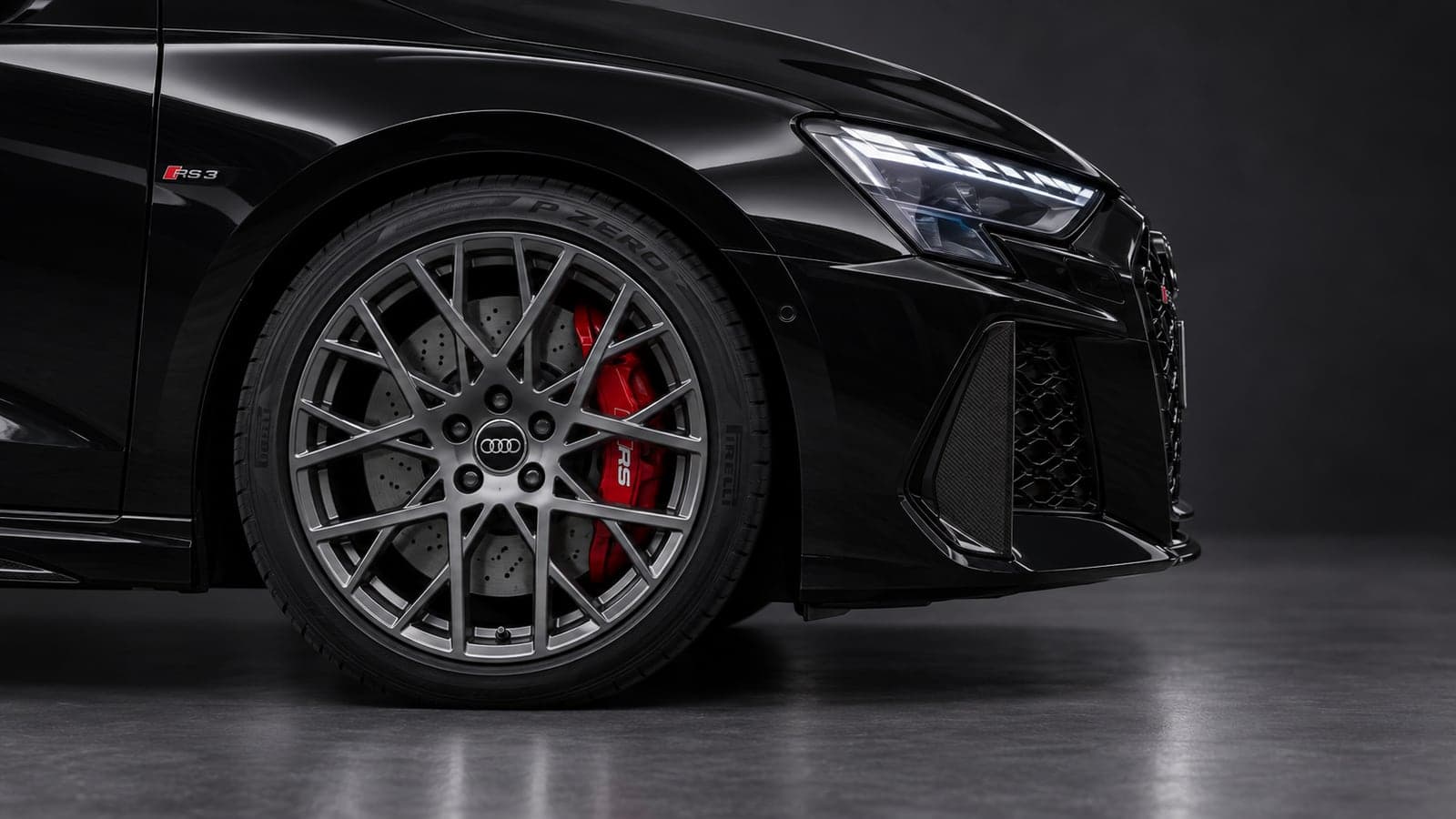 Audi RS3 Sportback — wheel detail