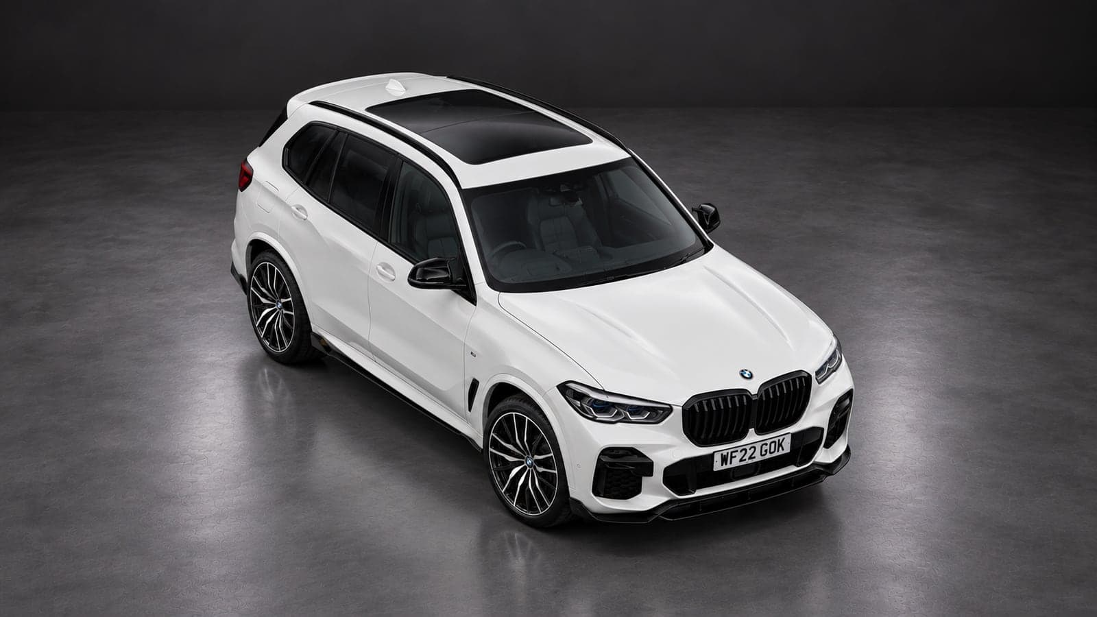 BMW X5 — elevated front, studio