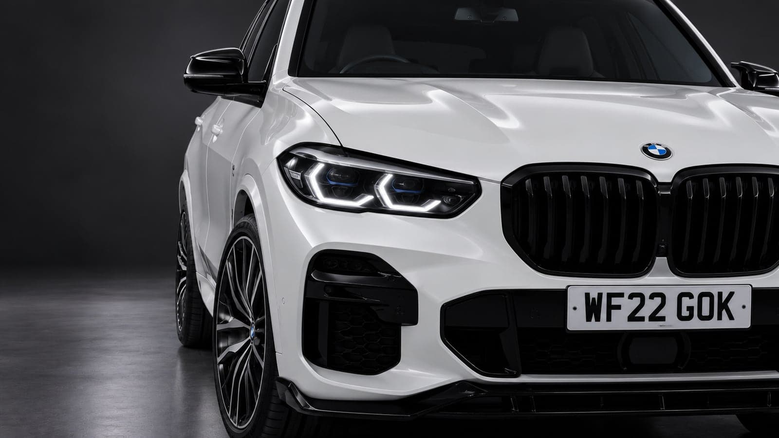 BMW X5 — headlight detail
