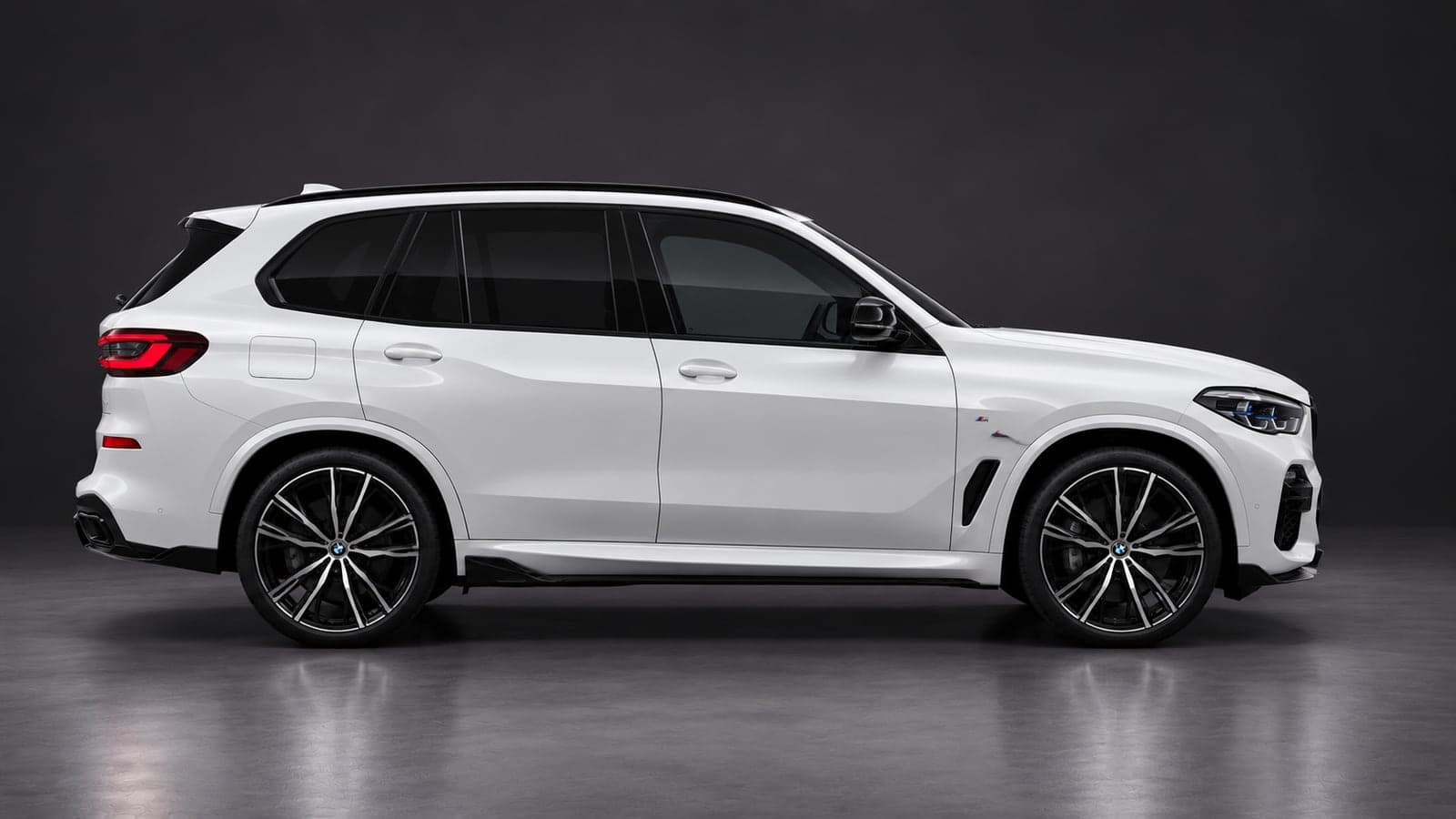 BMW X5 — side profile, studio