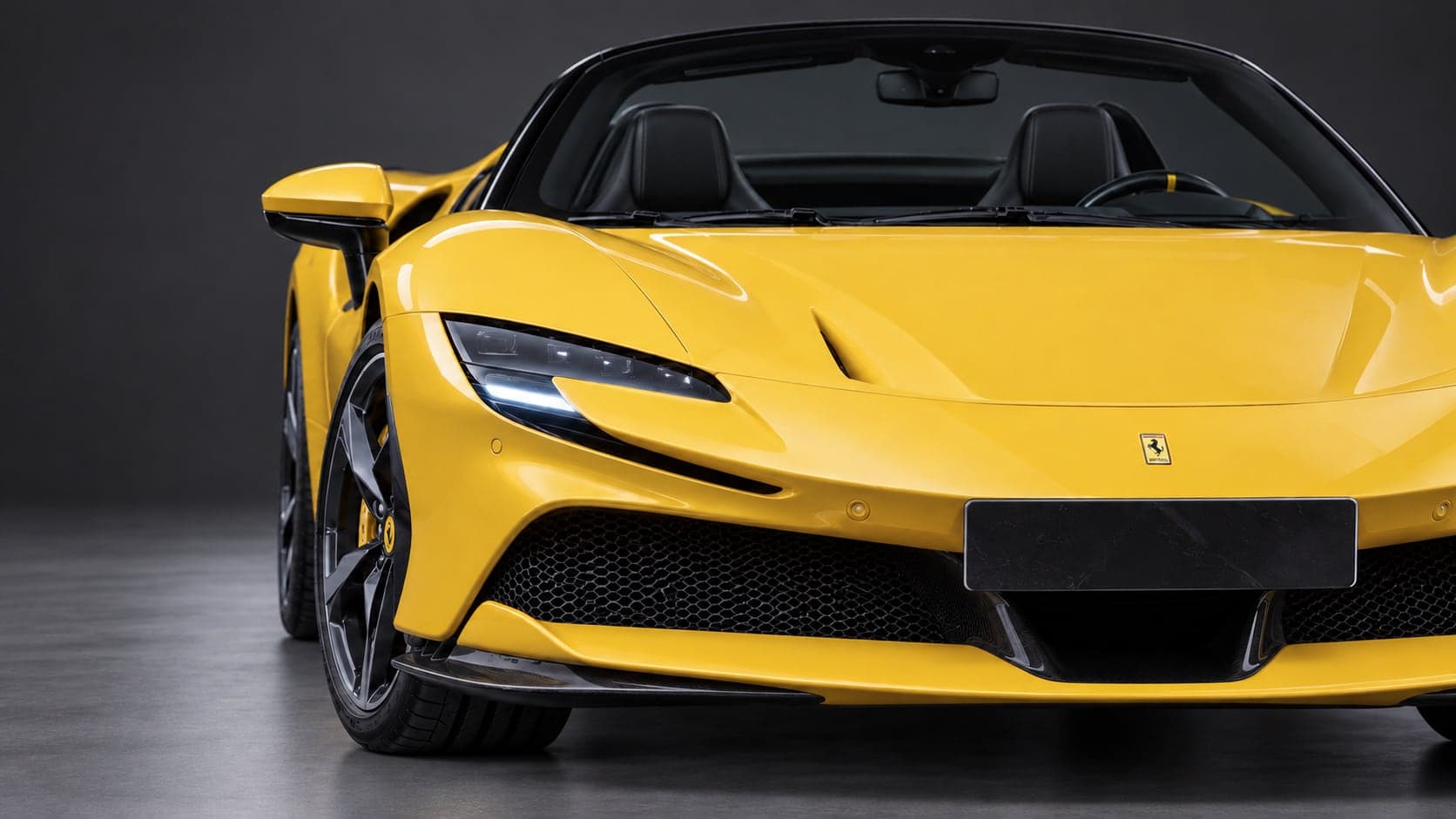 Ferrari SF90 Spider, headlight detail