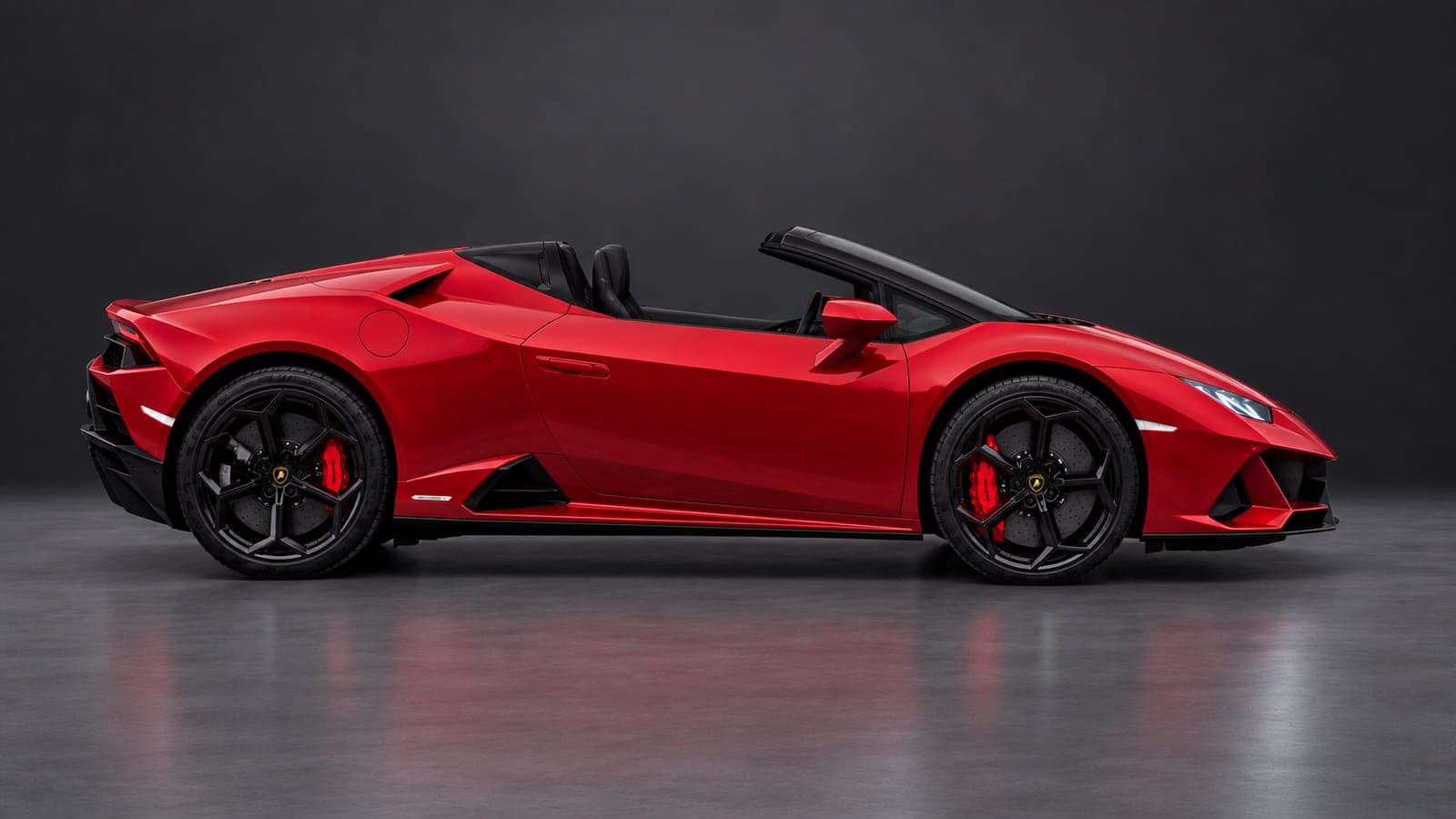 Lamborghini Huracán Evo Spyder — side profile, studio