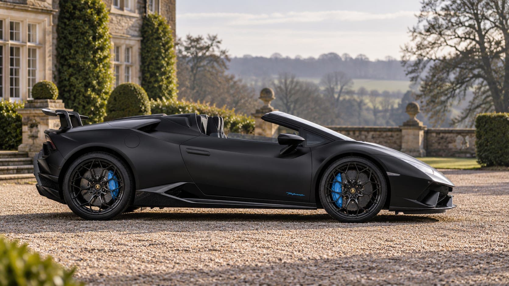 Lamborghini Huracán Performante Spyder at a country estate