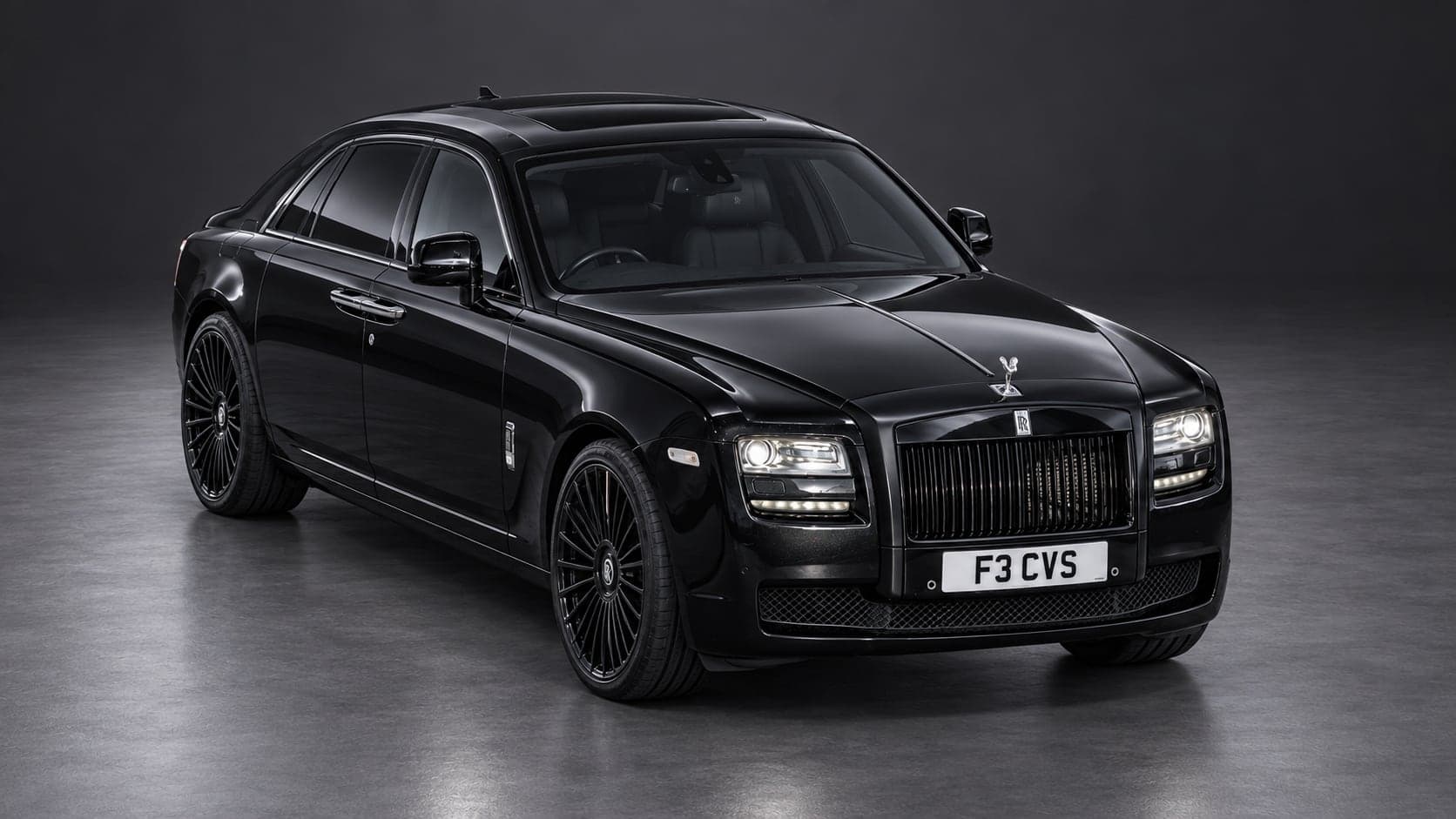 Rolls-Royce Ghost — elevated front, studio