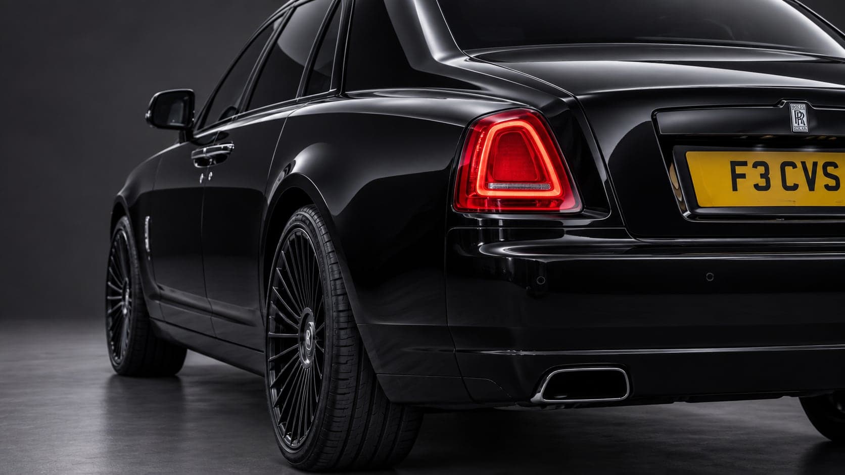 Rolls-Royce Ghost — rear light detail