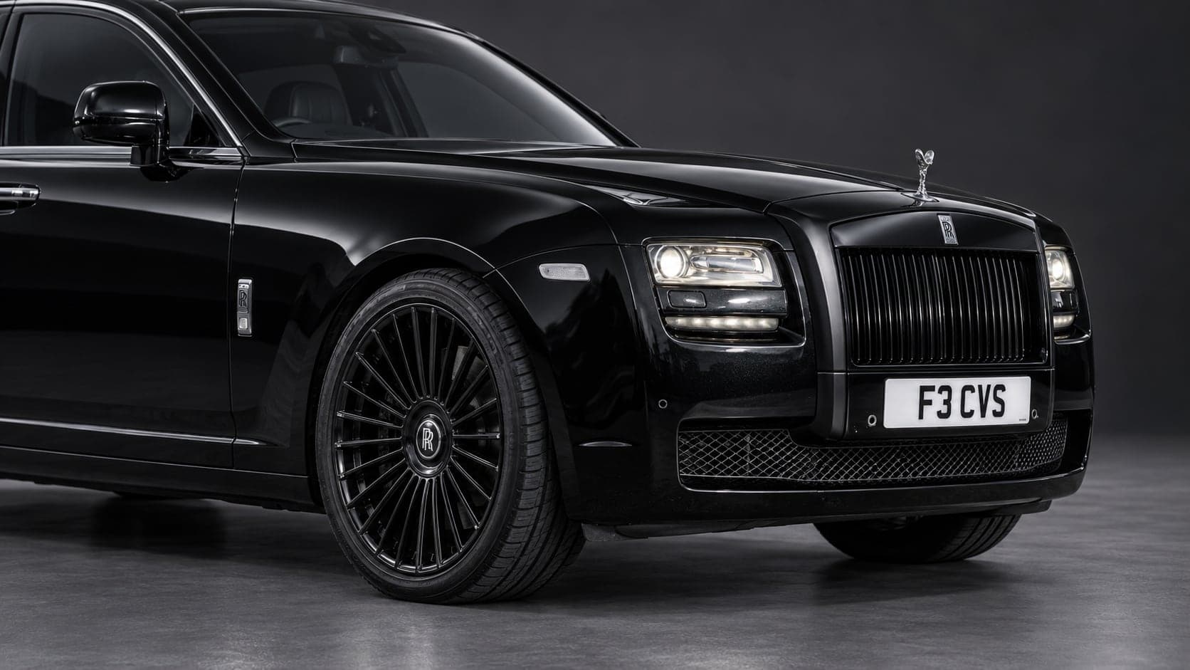 Rolls-Royce Ghost — wheel detail