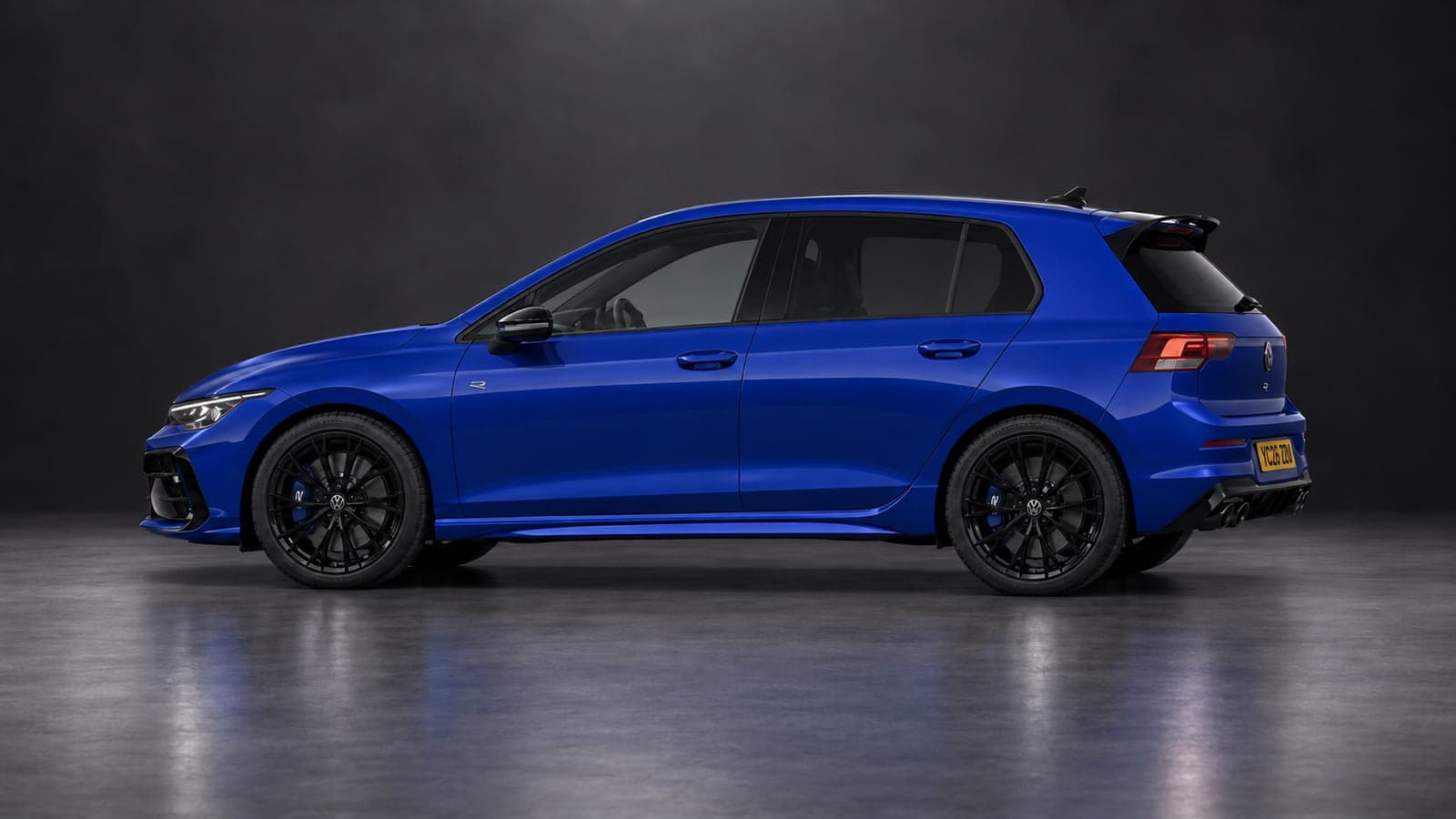 Lapiz Blue Volkswagen Golf R — side profile, studio