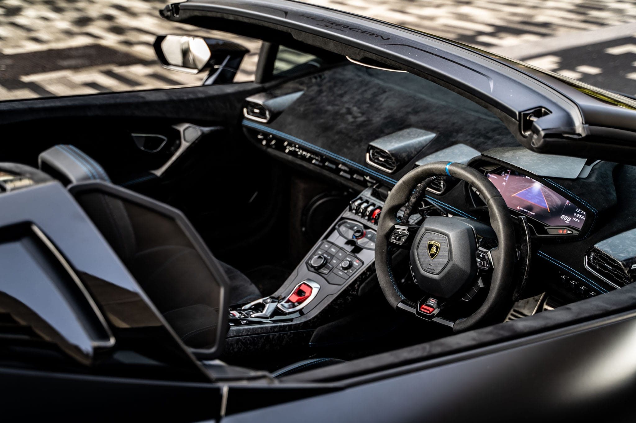 Lamborghini Huracán Performante Spyder cockpit with the roof lowered