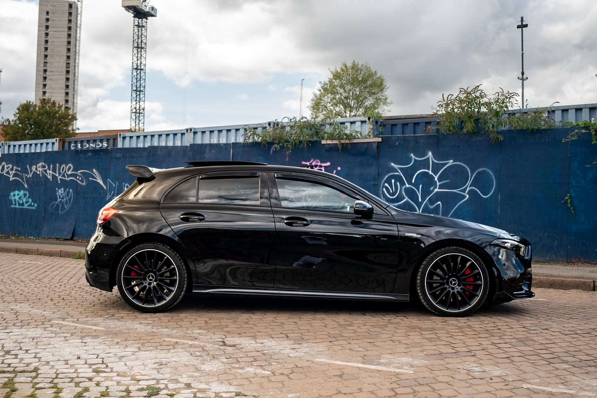 Side profile of the Mercedes-AMG A 35