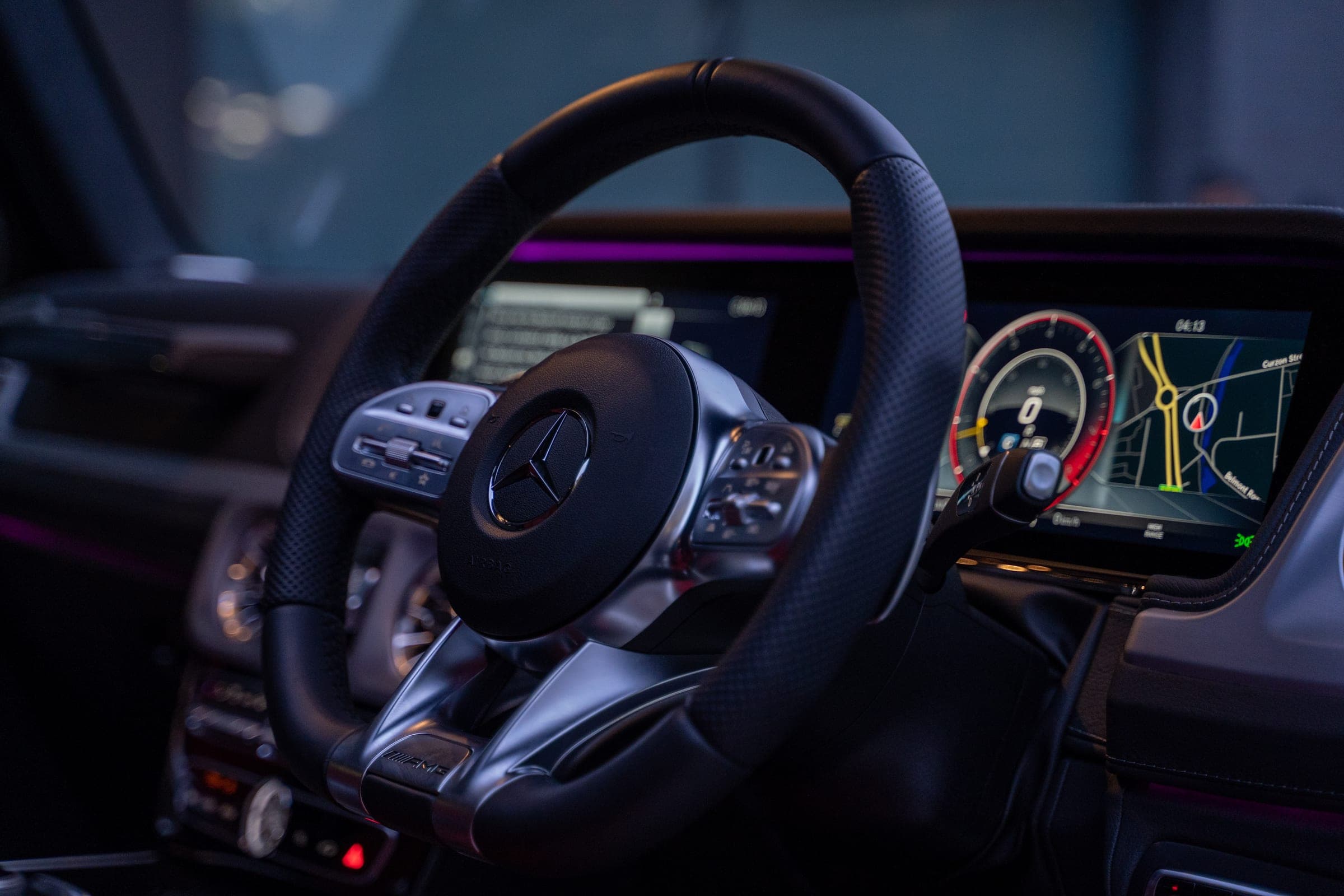 Mercedes-AMG G 63 steering wheel and digital cockpit