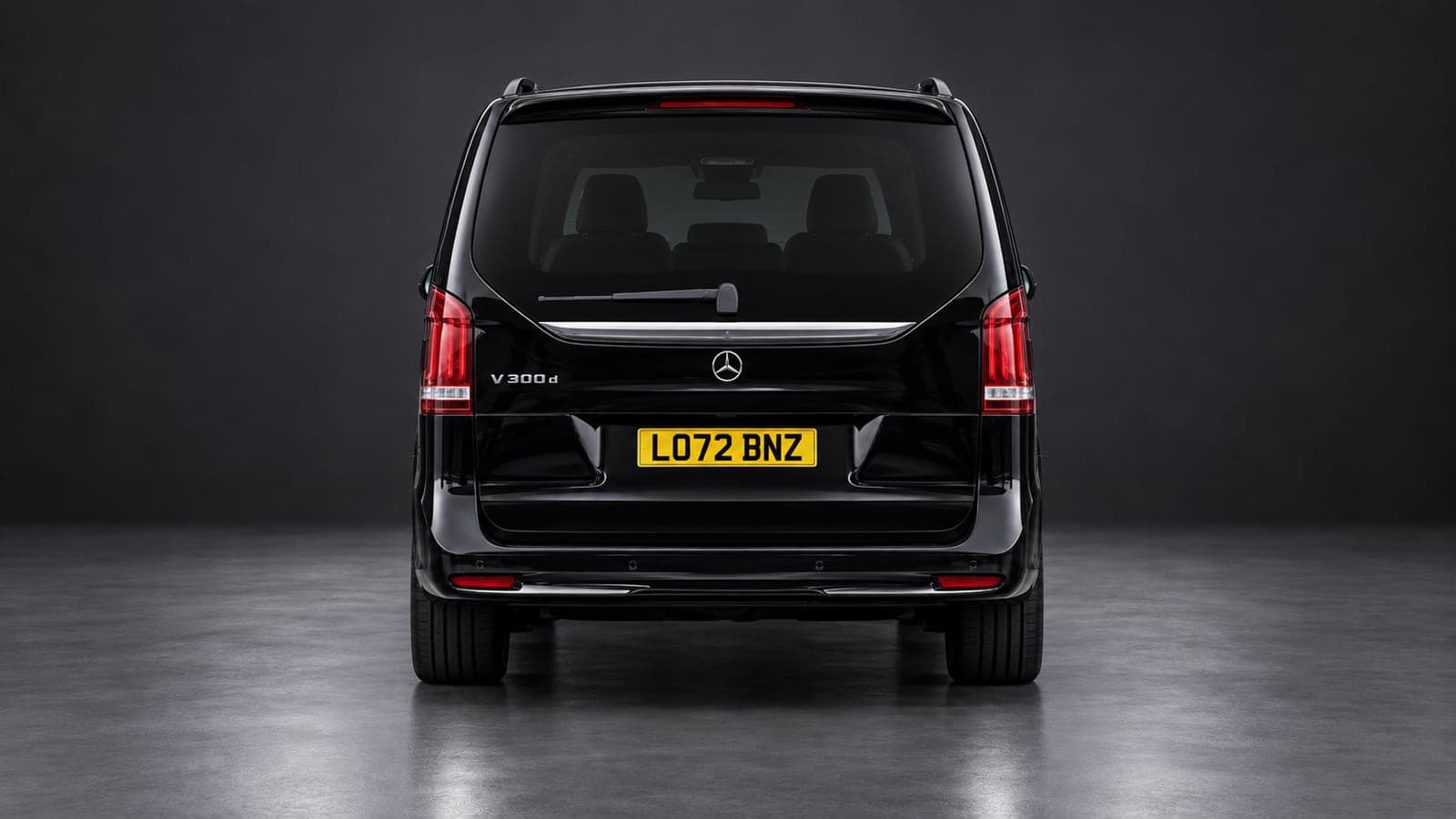 Mercedes-Benz V-Class — rear, studio