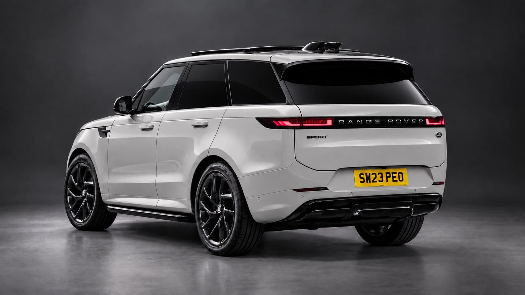 Land Rover Range Rover Sport — rear three-quarter, studio