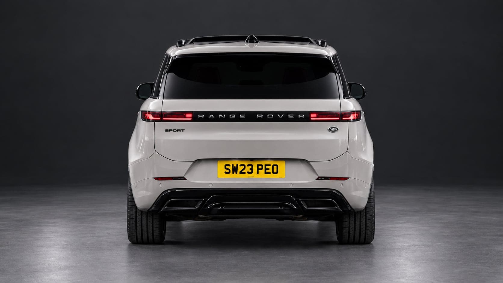 Land Rover Range Rover Sport — rear, studio